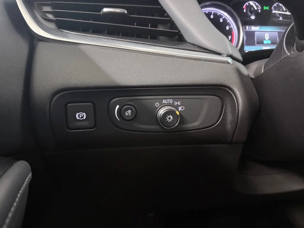 Used 2018 Gray Buick Essence image 21