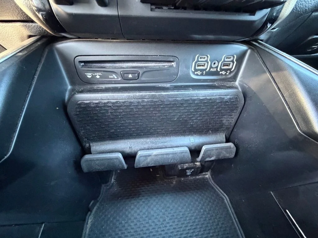 Used 2019 Black Ram Laramie image 25