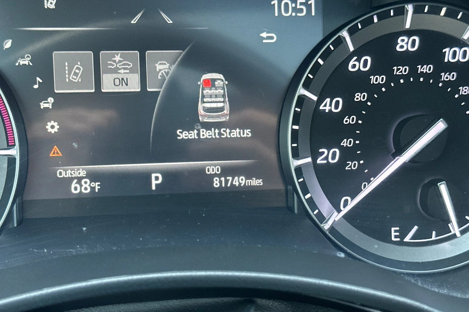 Used 2021  Toyota XLE image 31