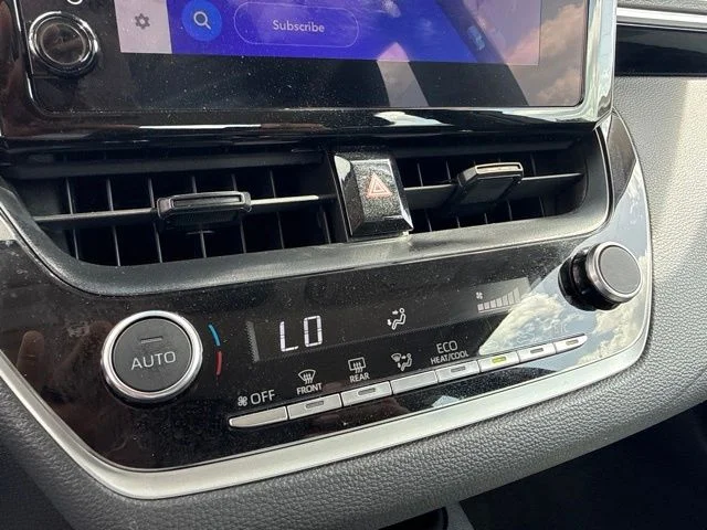 Used 2024  Toyota LE image 27