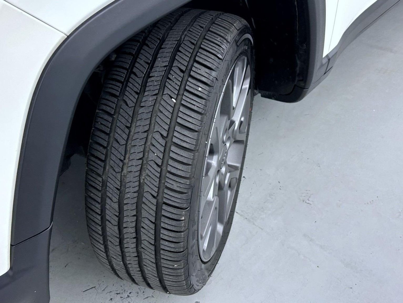 Used 2021 White Jeep 80th Special Edition image 23