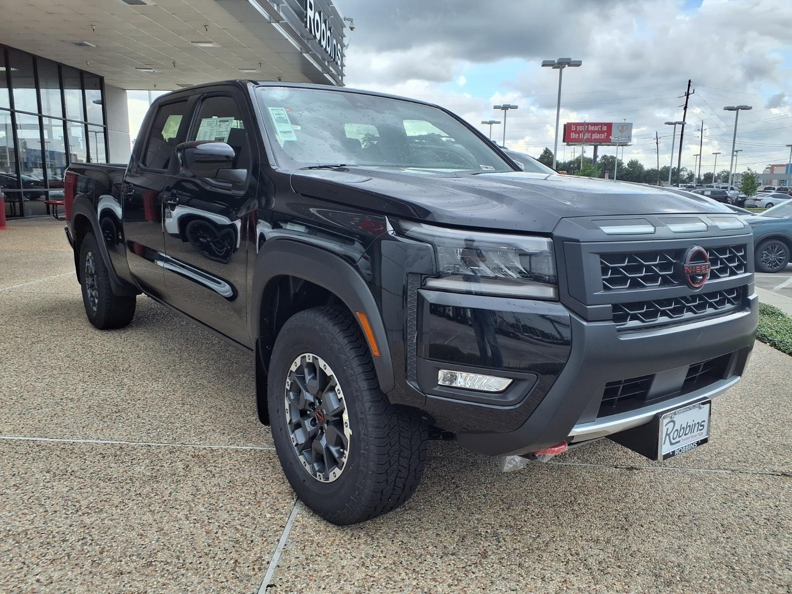2026 Nissan Frontier Crew Cab PRO-4X® Long Bed Black at Robbins Nissan