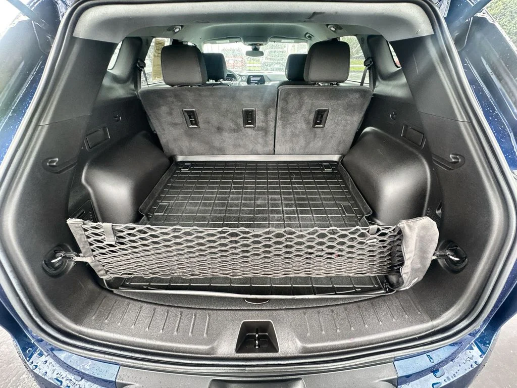 Used 2022 Blue Chevrolet LT image 18