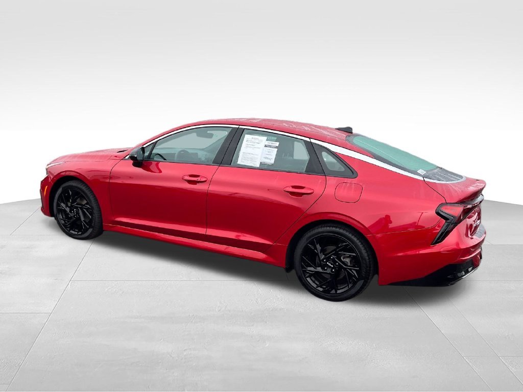 Used 2025 Red Kia GT-Line image 3