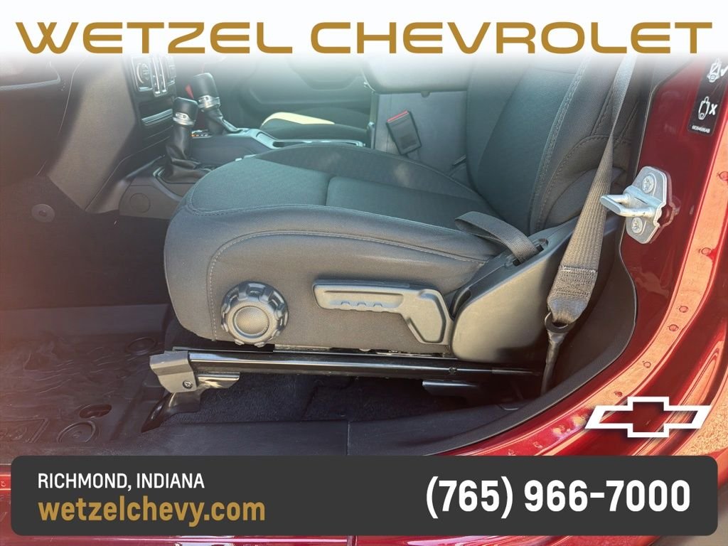 Used 2021 Red Jeep Sport S image 18