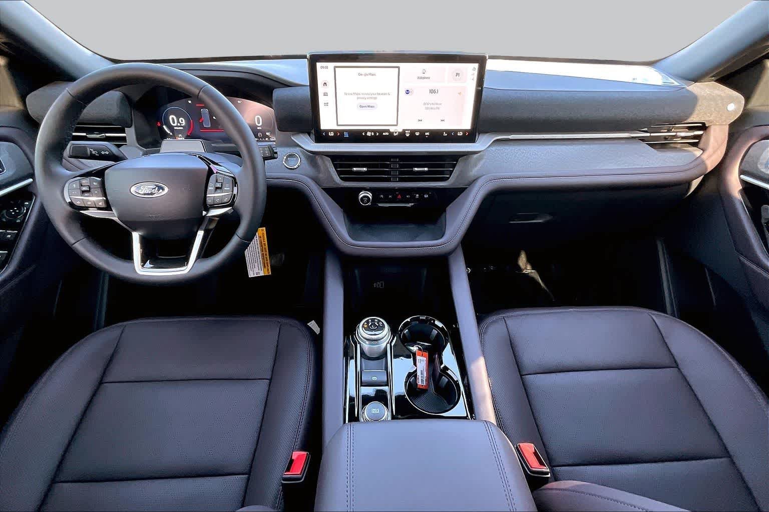 New 2026 Carbonized Gray Metallic Ford Platinum™ image 12