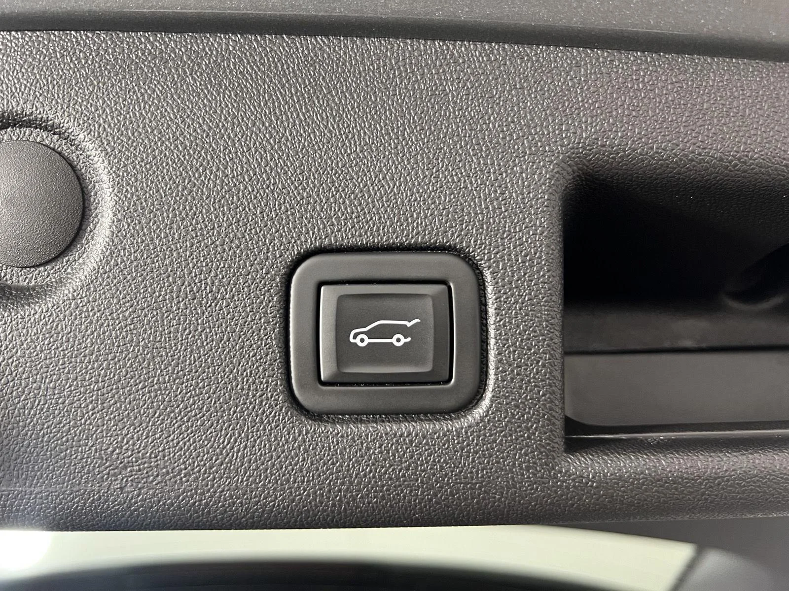Used 2024 Sterling Gray Metallic Chevrolet LT image 22