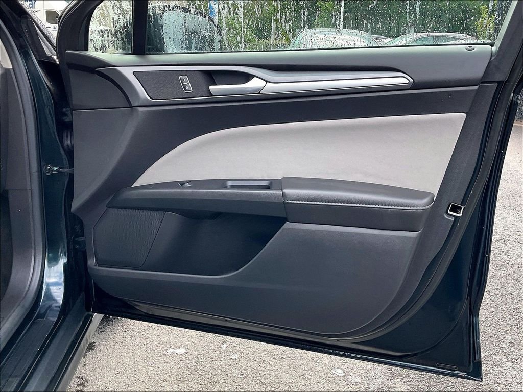 Used 2014 Dark Side Metallic Ford S image 12
