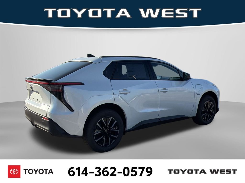 New 2026 Wind Chill Pearl Toyota XLE image 8
