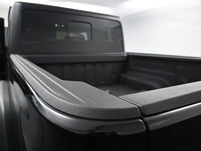 Used 2023 Black Jeep Mojave image 9