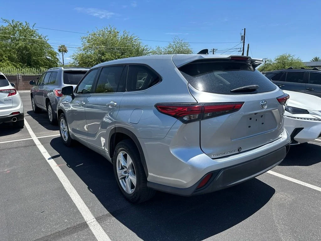 Used 2023 Silver Toyota LE image 2