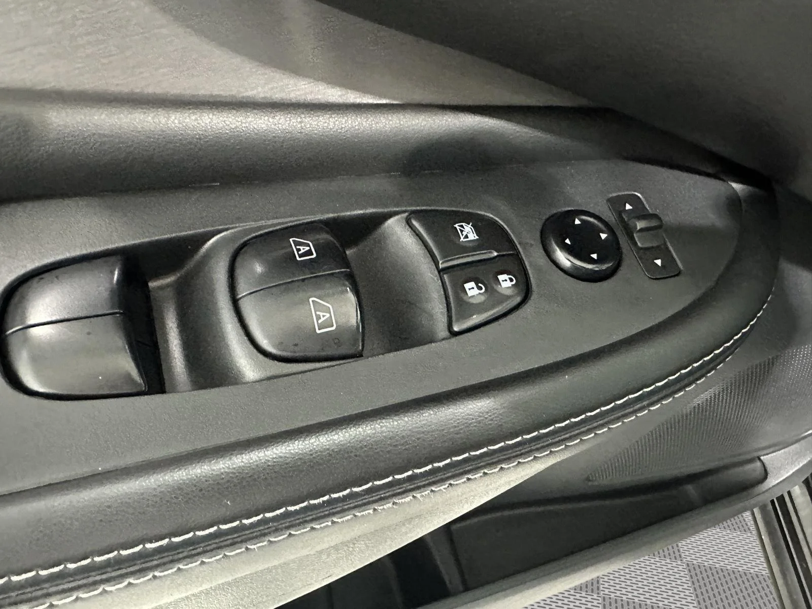 Used 2023 Black Nissan SV image 23