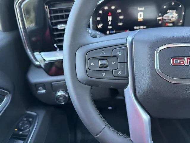 New 2026 Summit White GMC SLE image 30