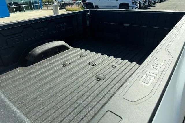 New 2026 Summit White GMC Denali Ultimate image 32