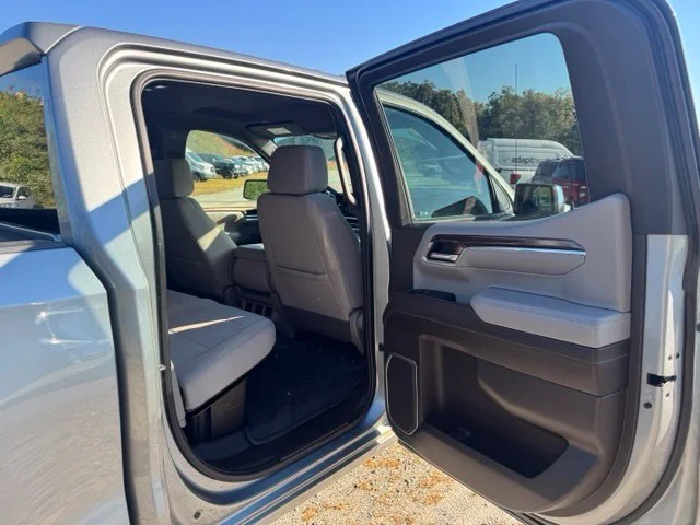 Used 2023 Gray Chevrolet LT image 14