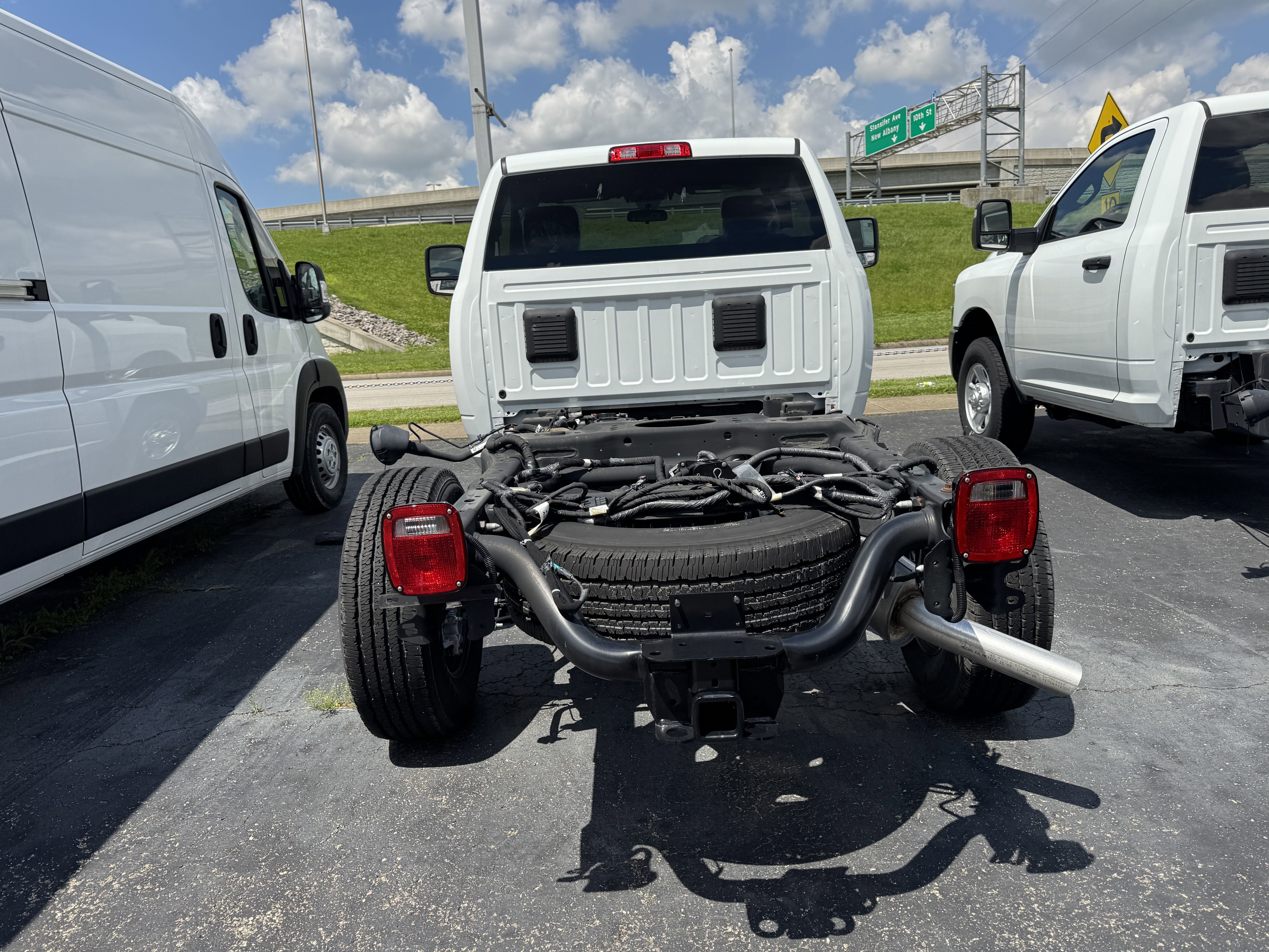 2024 RAM 2500 Tradesman - Photo 6