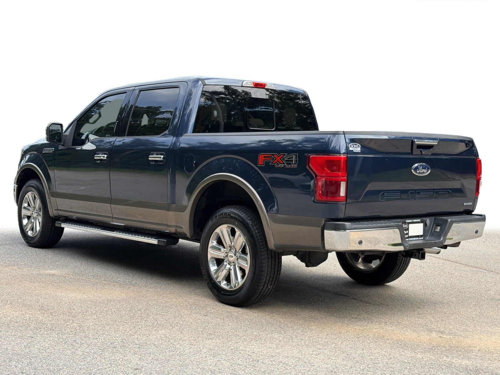 Used 2019 Royal Blue Ford LARIAT image 27