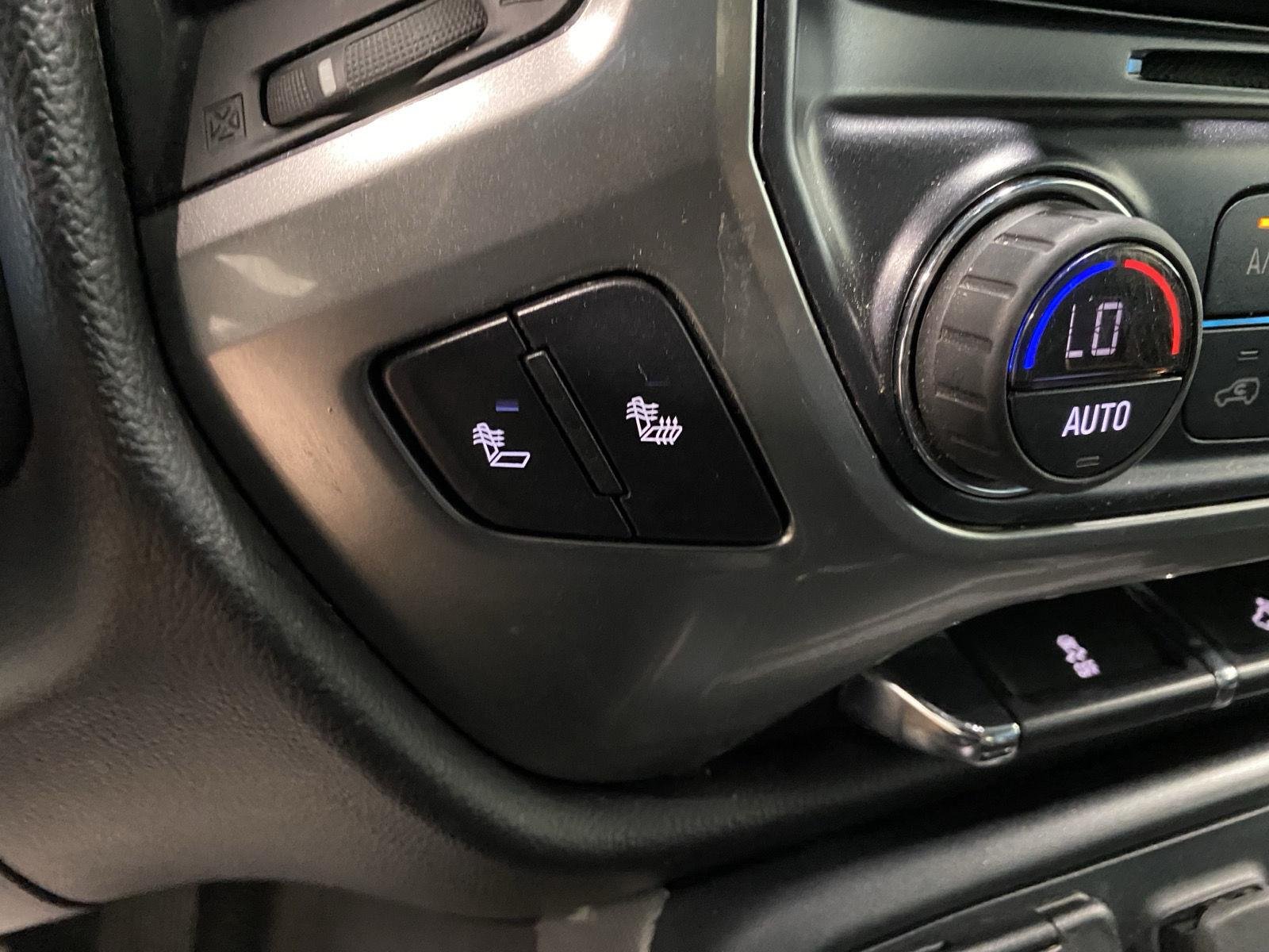 Used 2018 Black Chevrolet LT image 7