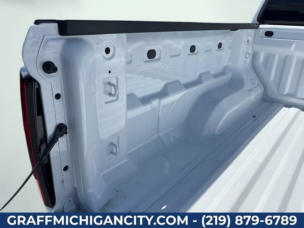2026 Chevrolet Colorado LT - Photo 9