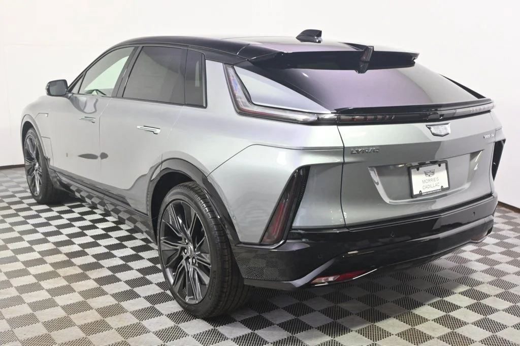 New 2025 Argent Silver Metallic Cadillac Sport 3 image 3