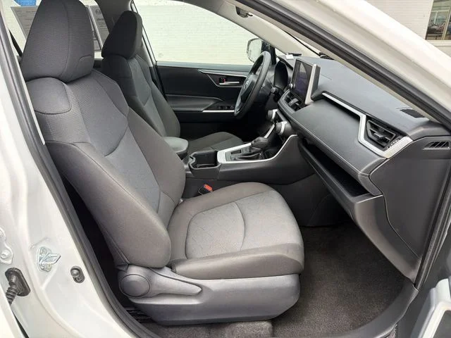 Used 2025 White Toyota XLE image 26