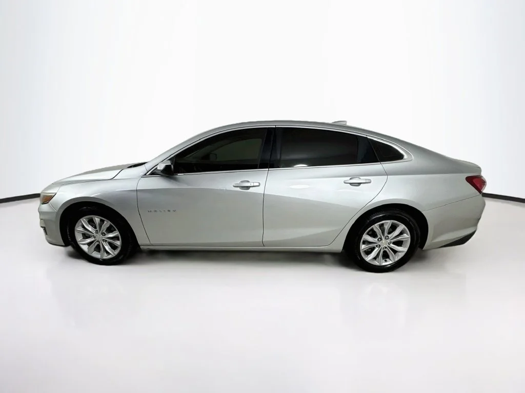 Used 2022 Silver Chevrolet LT image 4
