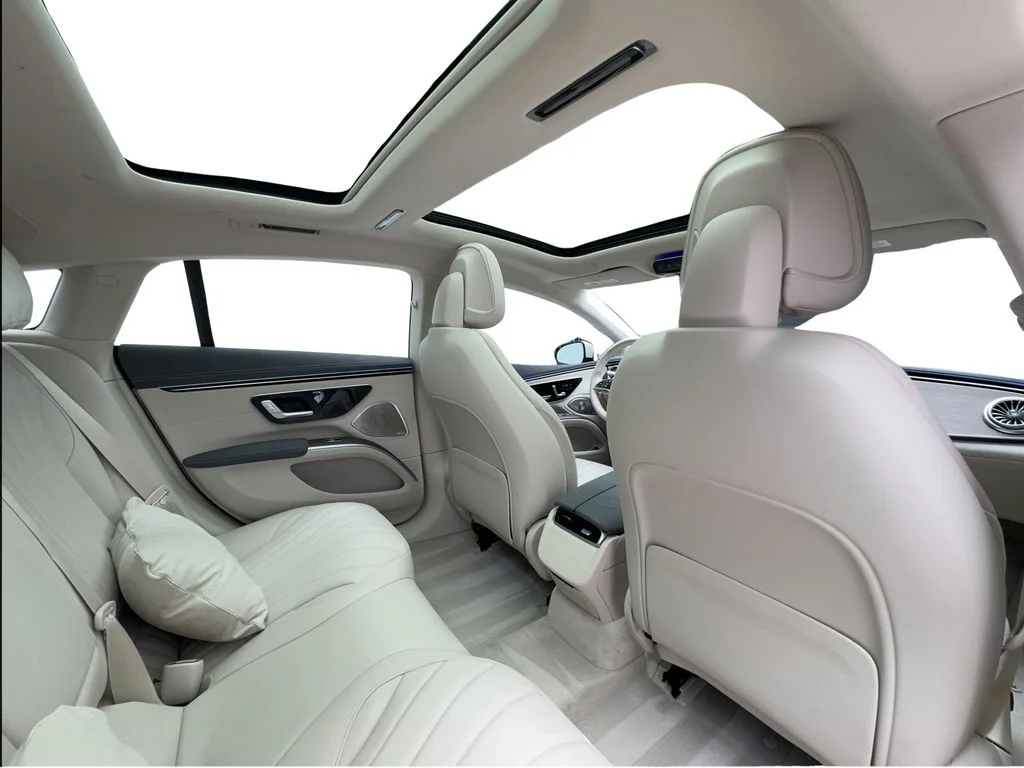 Used 2023 White Mercedes-Benz 450 image 25