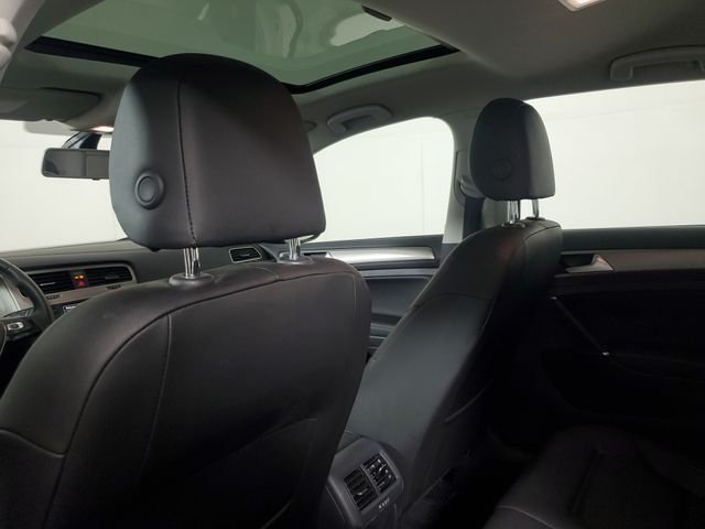 Used 2017 Gray Volkswagen Wolfsburg image 11