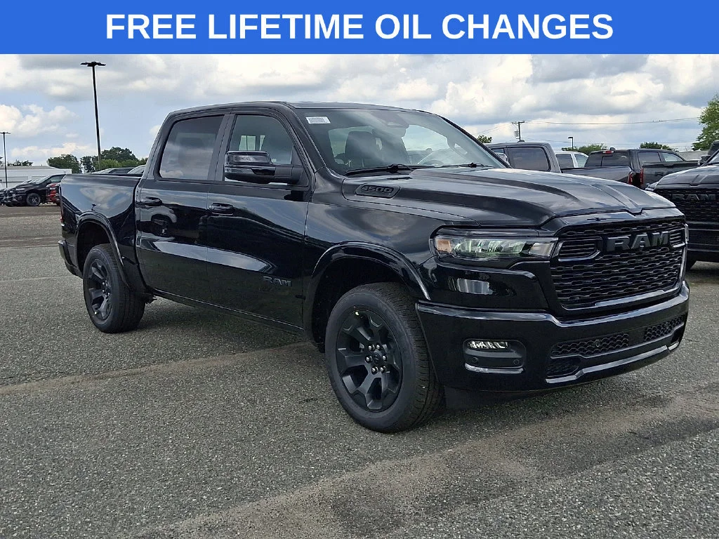 New 2027 Diamond Black Crystal Pearl-Coat Exterior Paint RAM Big Horn image 1