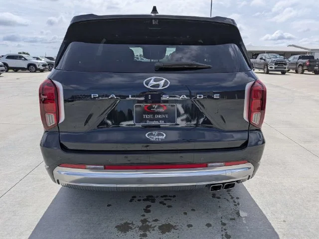 Used 2024 White Hyundai Calligraphy image 5