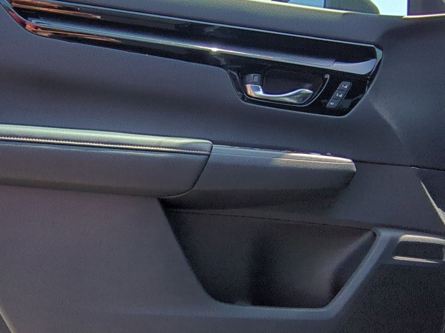 New 2026 Urban Gray Pearl Honda Sport Touring image 10