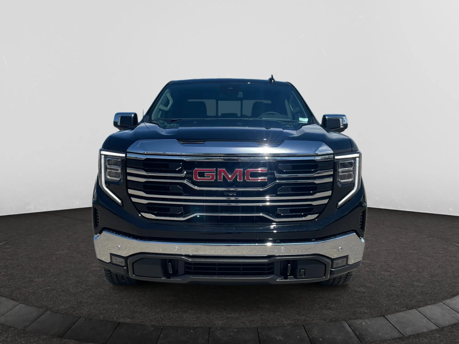 New 2026 Onyx Black GMC SLT image 8