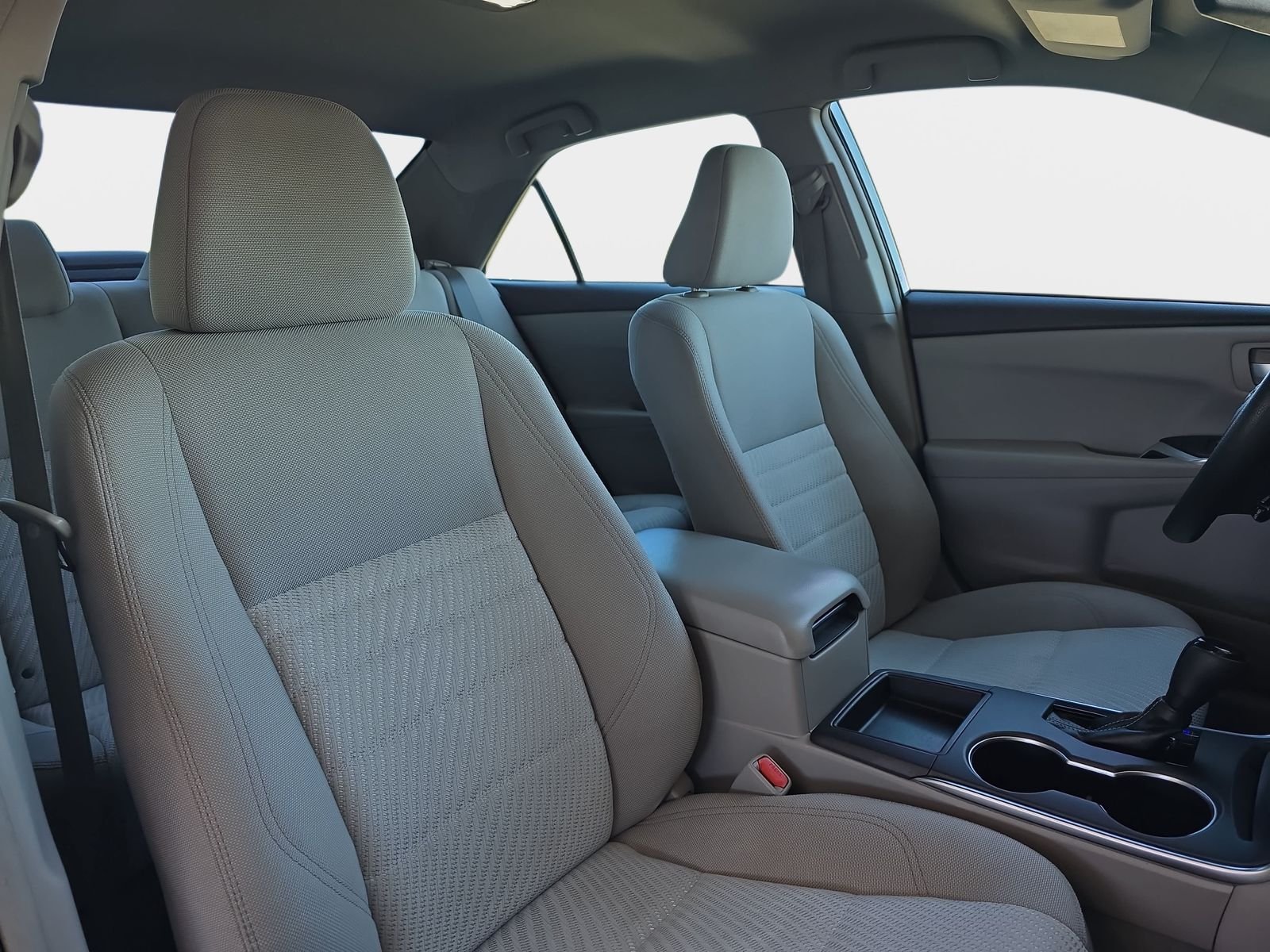Used 2017 Gray Toyota LE image 12