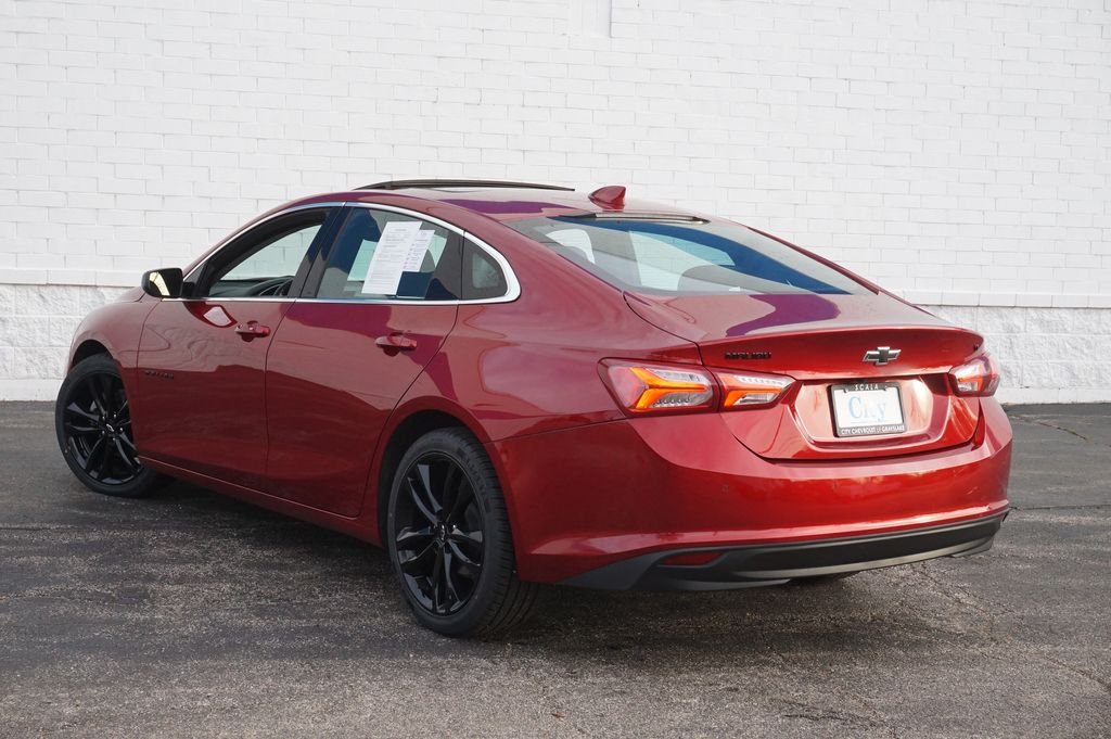 Used 2022 Red Chevrolet LT image 10