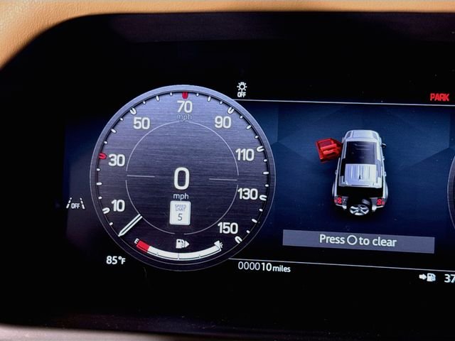New 2026 Fuji White Land Rover X-Dynamic SE image 13