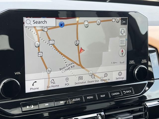 Used 2025 Gray Nissan Platinum image 17