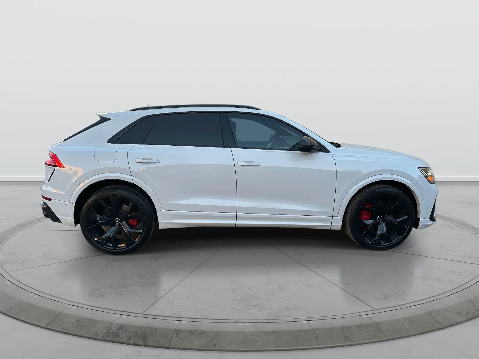 Used 2024 White Audi 4.0T image 4
