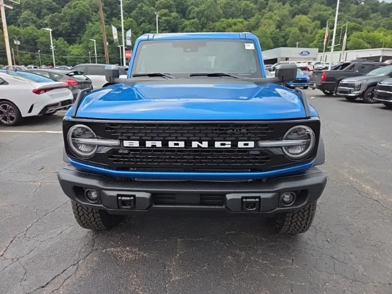New 2026 Blue Ford Badlands image 2