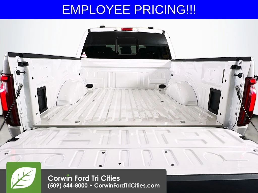 New 2026 Star White Metallic Tri-Coat Ford Lariat image 15