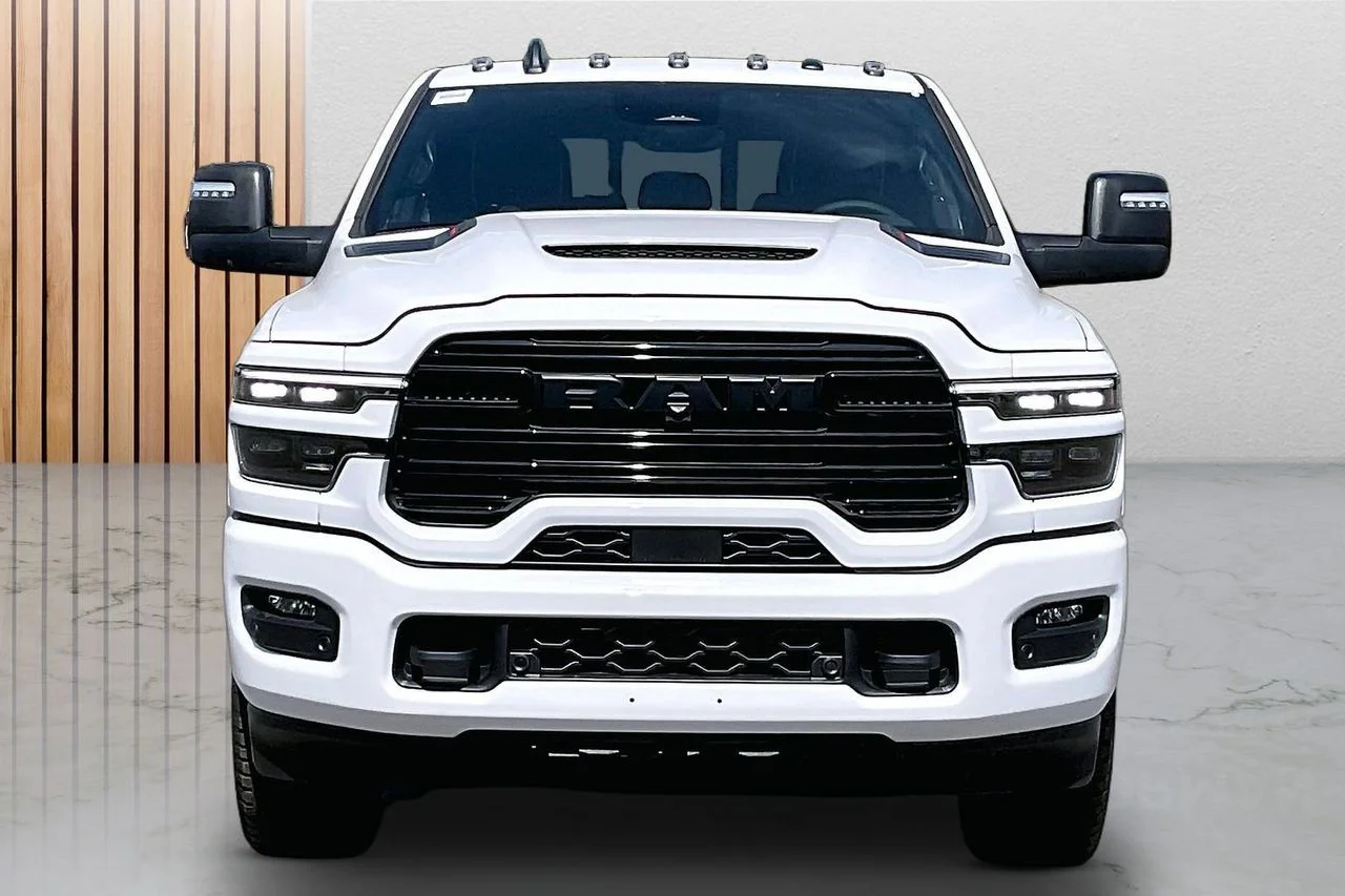 New 2026 Bright White Clear-Coat Exterior Paint RAM Laramie image 3