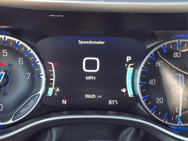 Used 2024 White Chrysler Touring L image 20