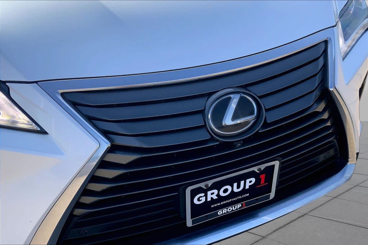 Used 2016 Eminent White Pearl Lexus  image 30