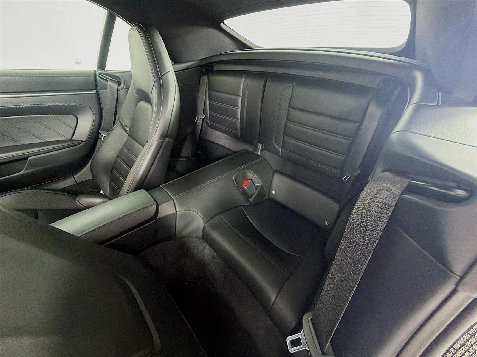 Used 2021  PORSCHE  image 24