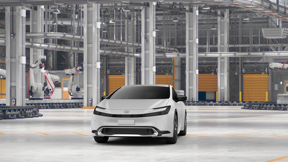 New 2027 Wind Chill Pearl Toyota XLE image 18