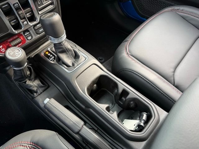 New 2026 Hydro Blue Pearlcoat Jeep Rubicon image 25
