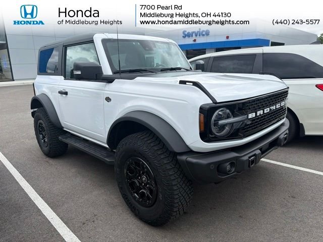 Used 2023 Oxford White Ford Wildtrak image 1