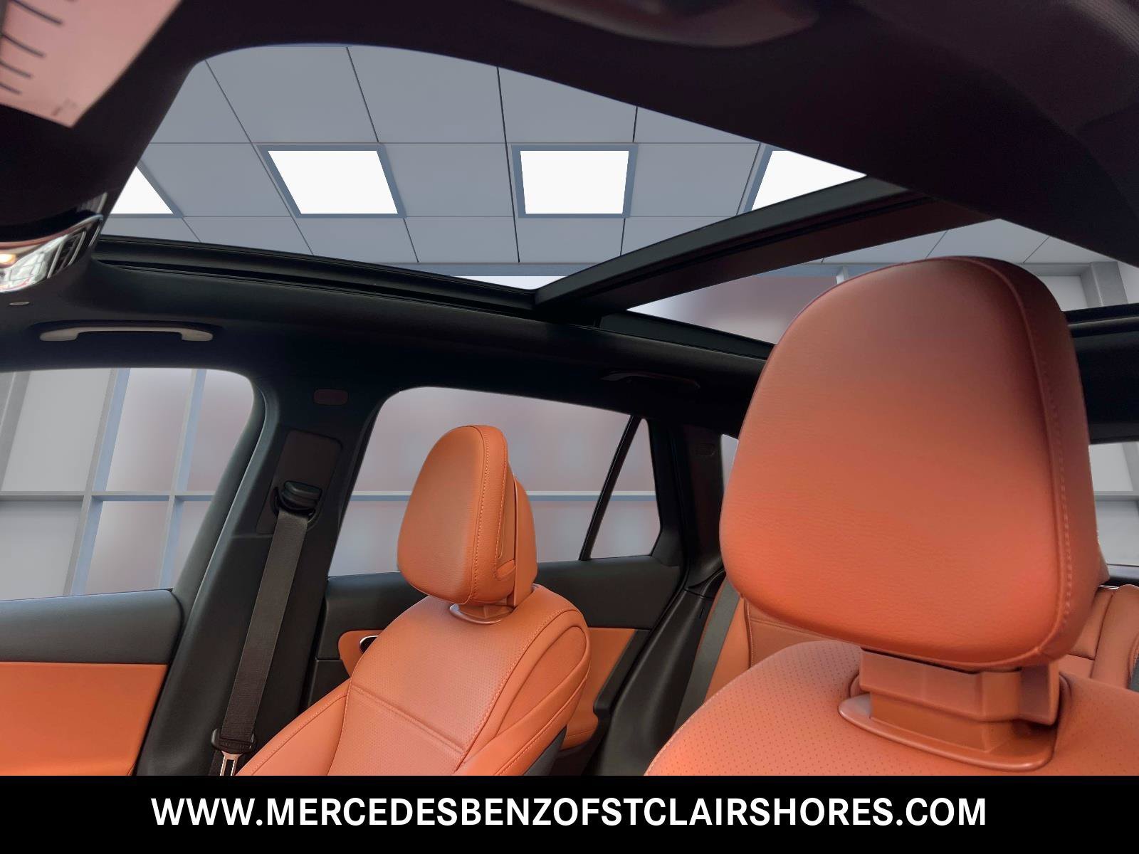 New 2027 Graphite Grey Metallic Mercedes-Benz GLC 300 image 23