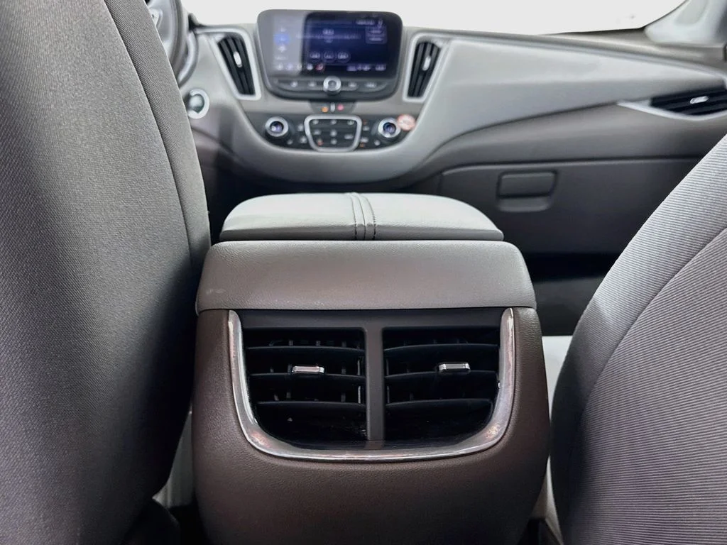 Used 2025 Gray Chevrolet LT image 30