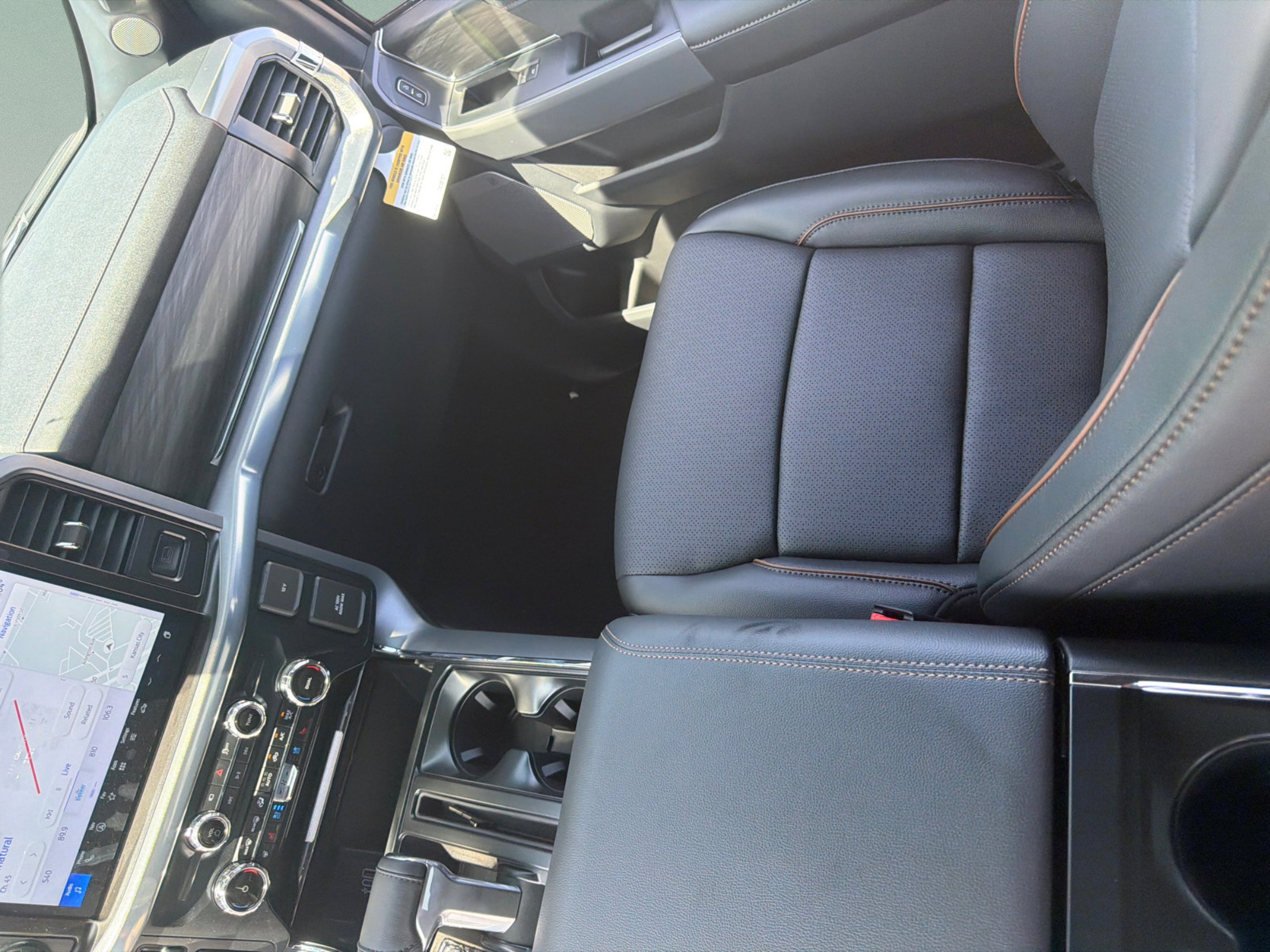 New 2026 Star White Metallic Tri-Coat Ford Lariat® image 15