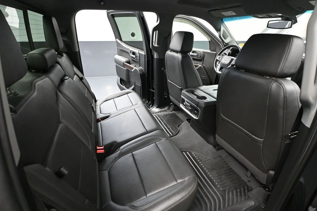 Used 2020 Black GMC SLT image 46